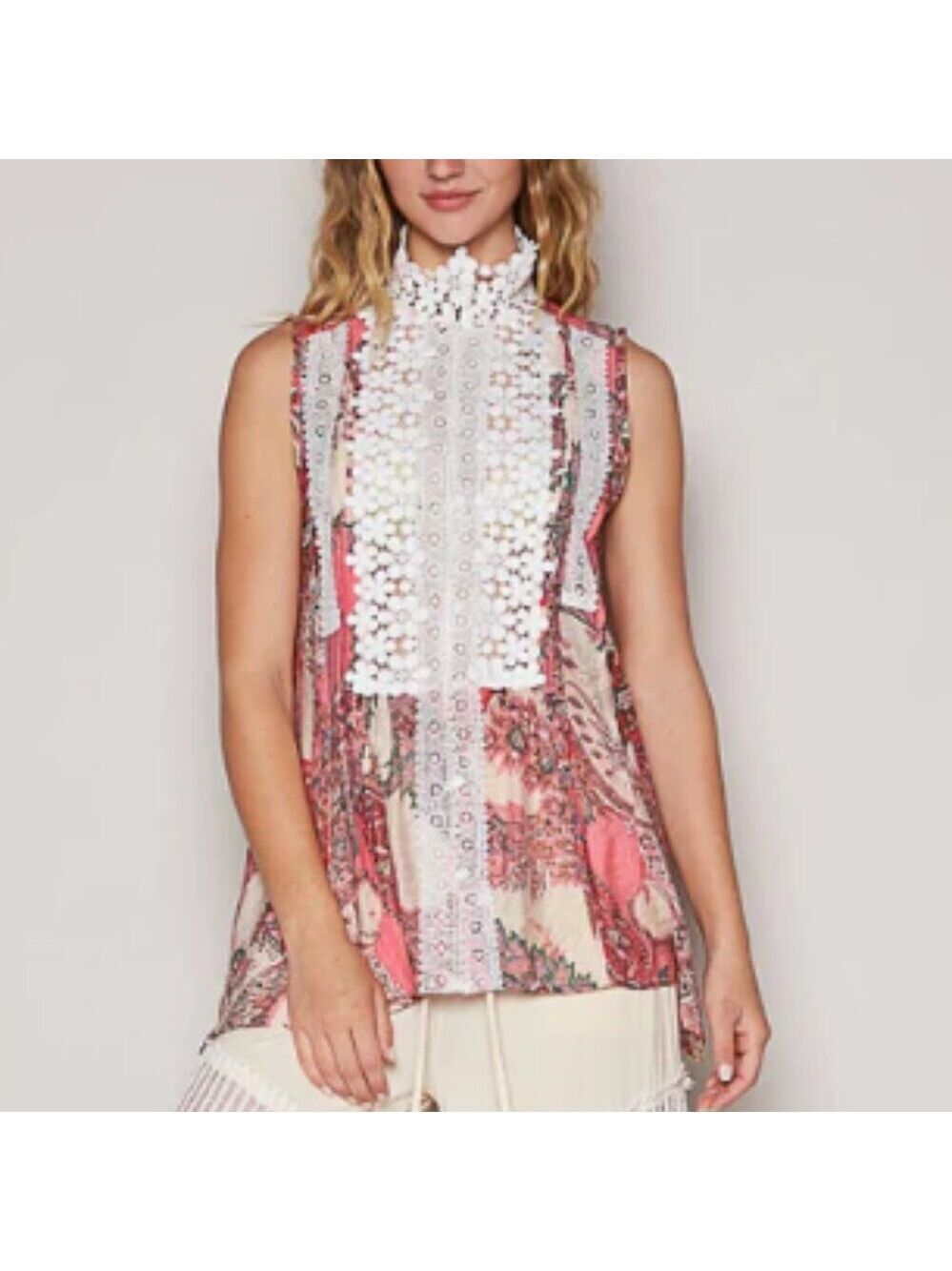 NWOT POL Floral Sleeveless Boho Crochet Mock Neck Blouse Sz M Flowy Cottagecore